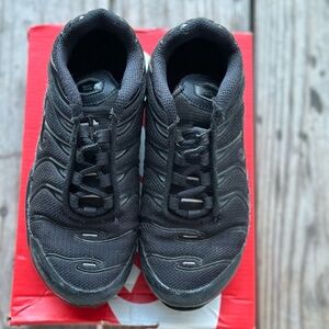 Nike Air Max Plus TN "Triple Black" Kids